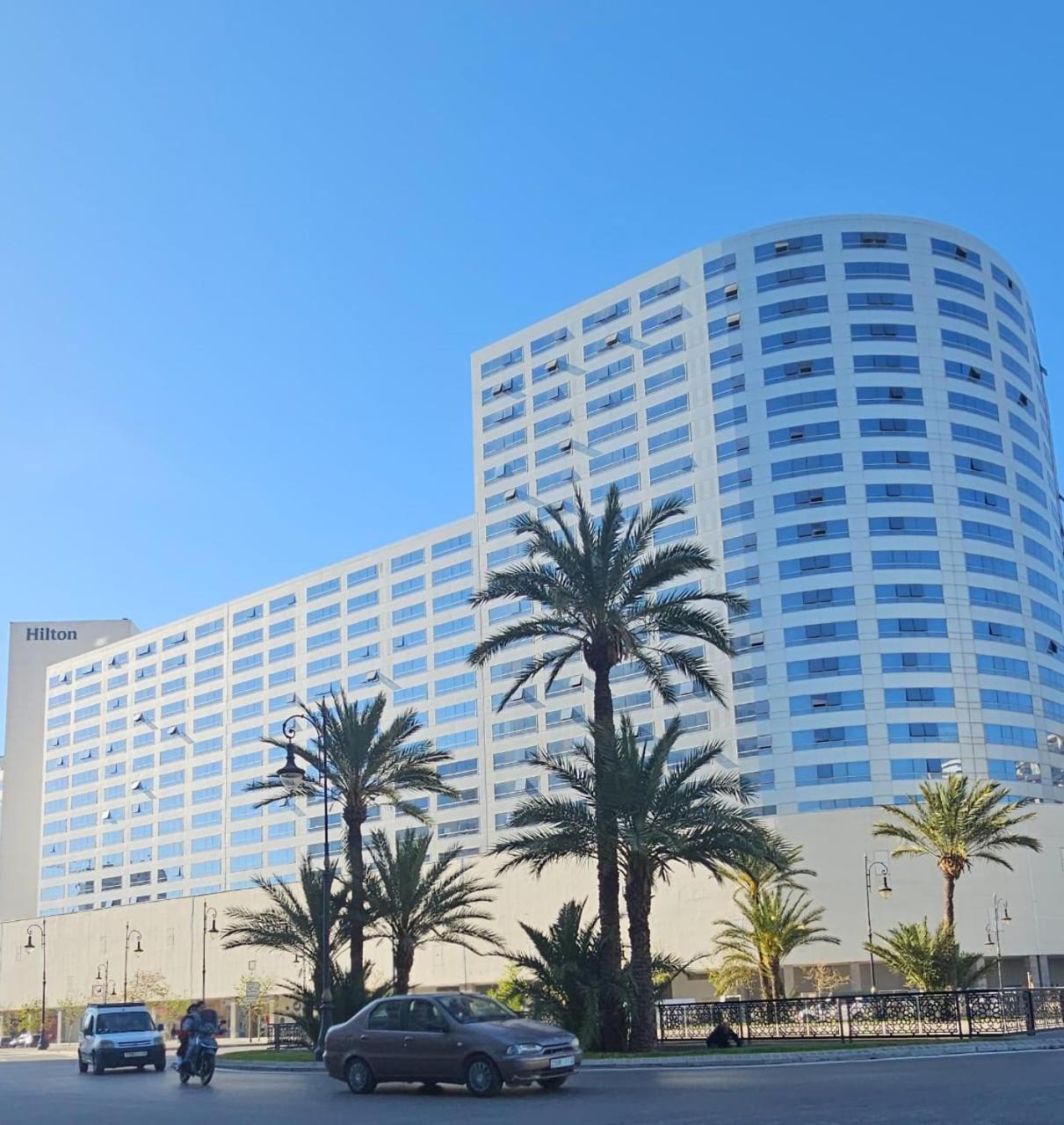 Luxury Apartment Near Tgv Station And The Beach Tangier Bagian luar foto